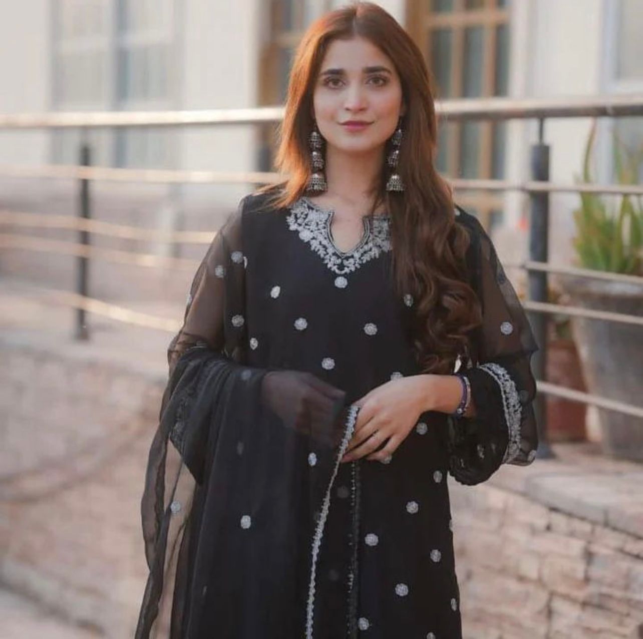 HANIA AMiR Shafoon Embroidered 3pcs Black Color.