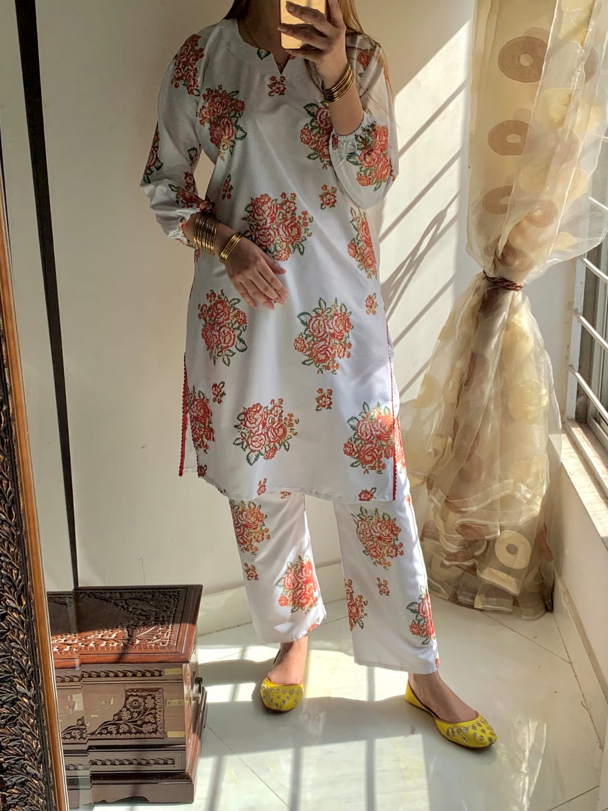 NEW GULAAB DESIGN TWO PIECE SUITS (Arabic  Lawn)